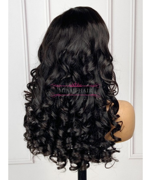 Perruque Lace Wig 13x4 Loose Body Wave - avec Effet Presque Double Drawn et Maximum de Volume en Cheveux Remy Pour